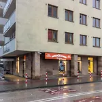 M&r Travel&business Premium Skoroszewska - Free Wifi - Self Check-in - Enel-med - Fv - Close The Center Apartament