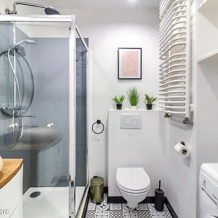 M&r Travel&business Premium Skoroszewska - Free Wifi - Self Check-in - Enel-med - Fv - Close The Center *