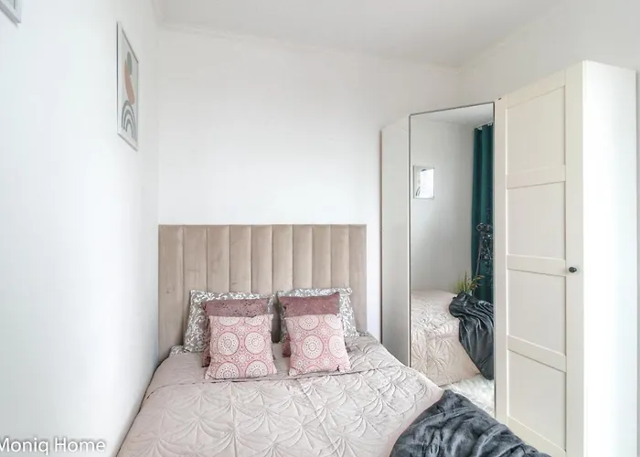 M&r Apartament: Premium Business With Self Check-in Warsaw