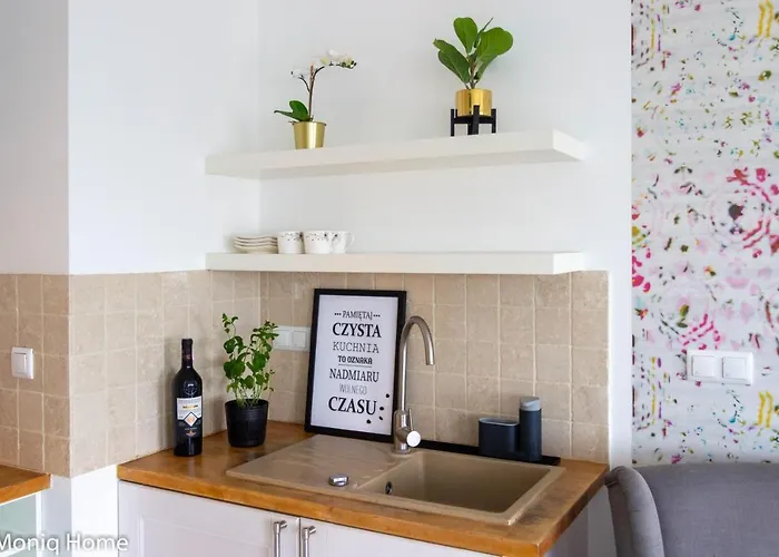 M&r Apartament: Premium Business With Self Check-in Warsaw